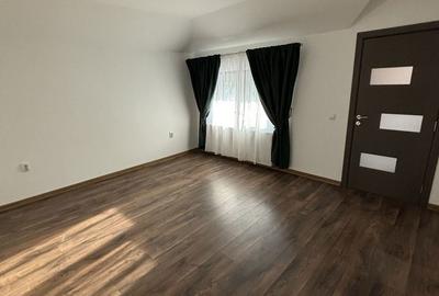 Casă cu 4 camere în Gălbinași - 8