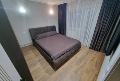 Apartament cu 3 camere decomandat, mobilat în Poarta 6 - 2