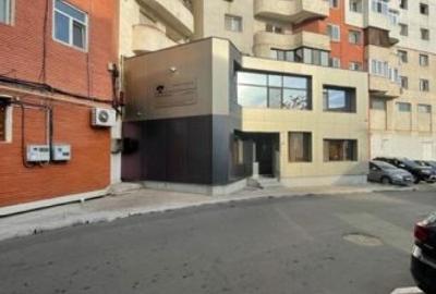 Birou, de 260 mp, în Piața Centrală - 1