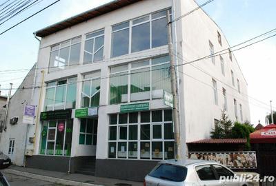 Spațiu comercial, de 20 mp, în Central - 4