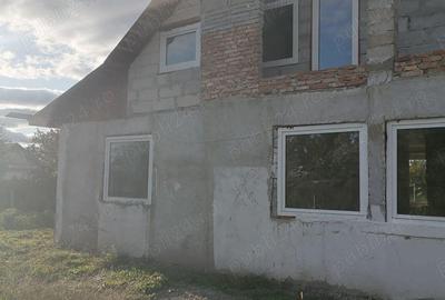 Casa cu teren la Versesti com Girov - 4