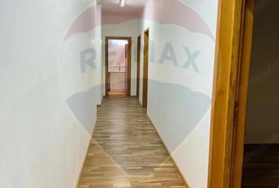 Spa?iu de birouri de 400 mp de inchiriat in zona Aviatorilor - 1