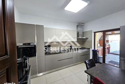 Casă cu 4 camere în Ludoș - 3