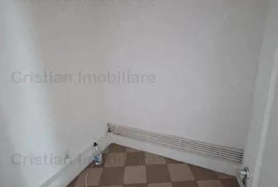 Spațiu comercial, de 57 mp, în Gării - 3