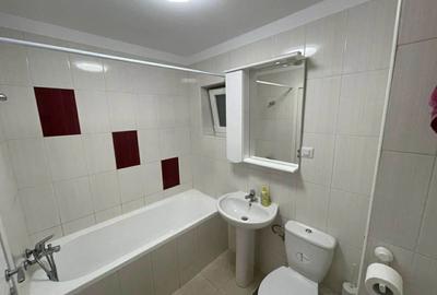 Apartament cu 3 camere decomandat în Cățelu - 8