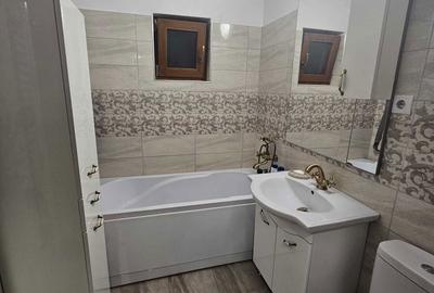 Apartament cu 3 camere decomandat în Decebal - 4