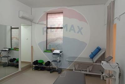 Spatiu premium de inchiriat- Universitate - 1