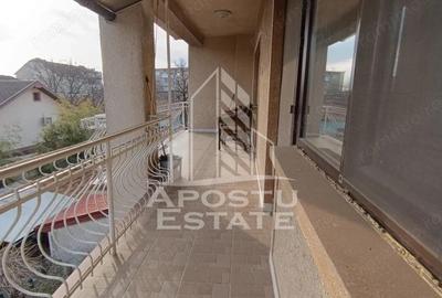 Casă cu 9 camere cu Canalizare în Elisabetin - 4