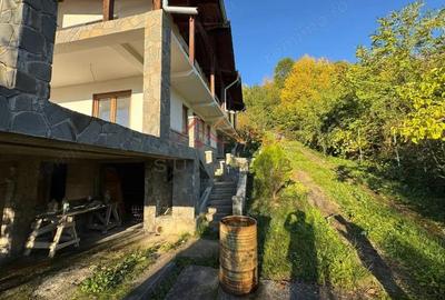 Vila S+P+E, priveliste deosebita, 6 camere, garaj, terasa, Cornu, PH - 7