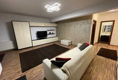 Apartament cu 2 camere semidecomandat, mobilat în Lujerului