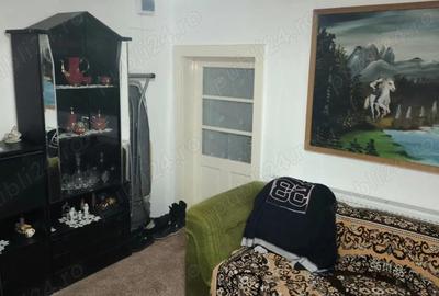 Casă cu 5 camere cu Teren 688 Mp în Central - 5