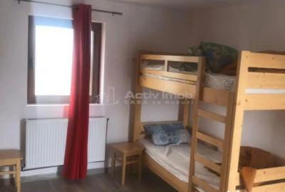 Casă cu 10 camere cu Teren 300 Mp în Cristian - 4