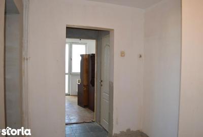 Apartament cu 3 camere în Războieni - 7
