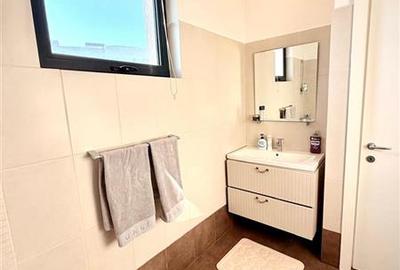 Apartament cu 2 camere decomandat, mobilat în 13 Septembrie - 12