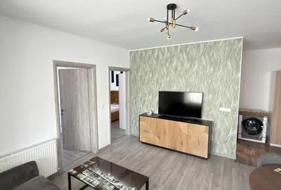 Apartament cu 3 camere semidecomandat, mobilat în Metalurgiei