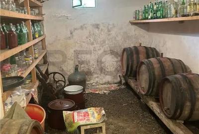 Casă cu 5 camere cu Canalizare în Oncea - 1