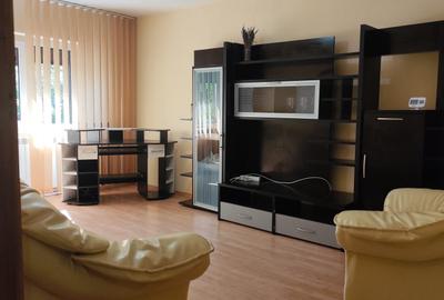 Apartament cu 2 camere decomandat în - 2