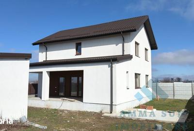 Casă cu 5 camere cu Teren 492 Mp în Glina - 5