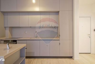 Apartament cu 3 camere, mobilat în Tractorul - 13