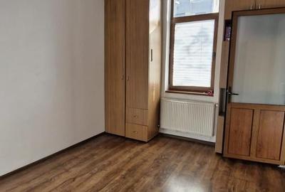 Apartament cu 2 camere decomandat, mobilat în Cotroceni