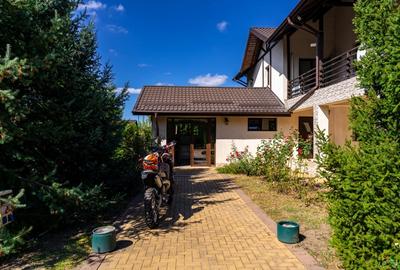 DOMENIU DE VANZARE - PRET SPECIAL - 8