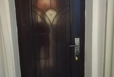 Garsonieră decomandată în 6 Vânători