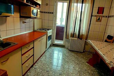 Apartament cu 3 camere decomandat în Dristor - 6