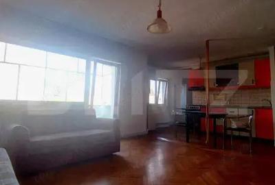 Apartament de vanzare, 2 camere, model mare, balcon, view frumos, Andrei Saguna