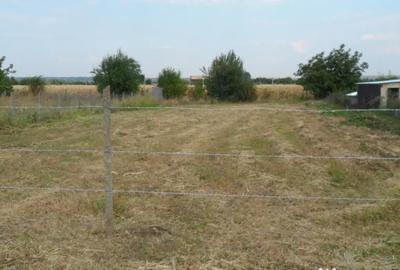 Teren de 1000 mp, în Munteni - 1