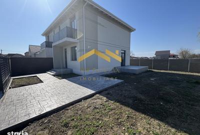 Casă cu 4 camere cu Teren 265 Mp în Sânmihaiu Român - 17