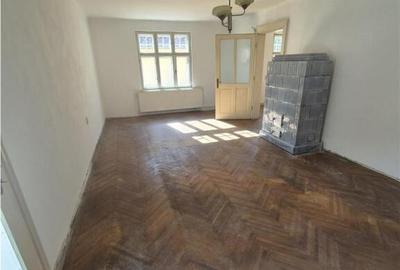 Apartament 2 camere la casa, 95 mp, curte - langa mall AFI - 2