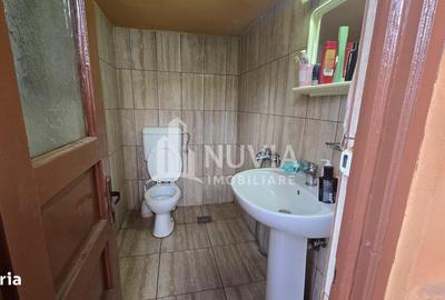 Casă cu 3 camere cu Canalizare în Central - 2