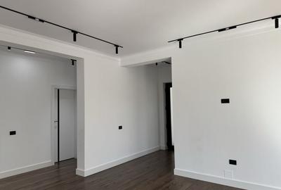 Casă cu 4 camere în Exterior Vest - 3