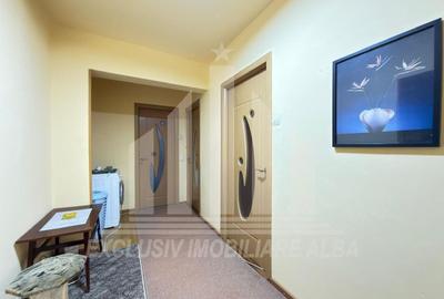 Apartament cu 3 camere decomandat, mobilat în Cetate - 3