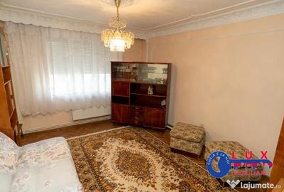 Apartament cu 3 camere decomandat în Pelican - 15