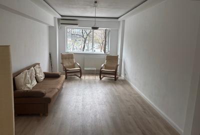 Apartament cu 4 camere decomandat în Tineretului - 2