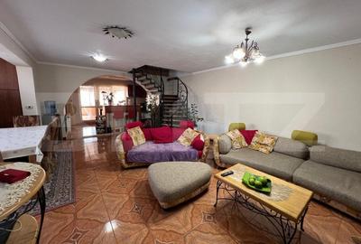 Casa P comercial/1E+M apartament, 3 camere, 333 mp, zona Closca