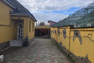 Casă cu 4 camere în Central - 3