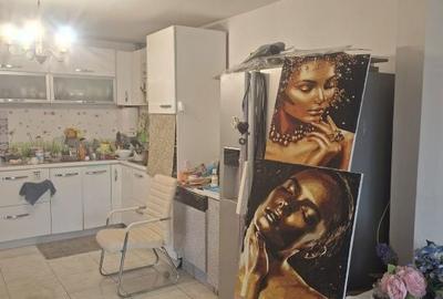 Casă cu 7 camere cu Teren 1000 Mp în Boldești - 3