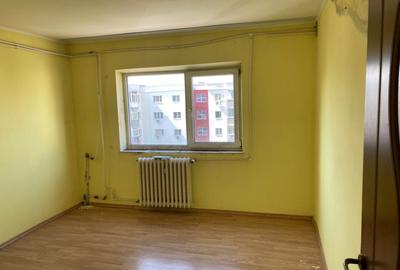 Apartament cu 3 camere decomandat în Semicentral - 3