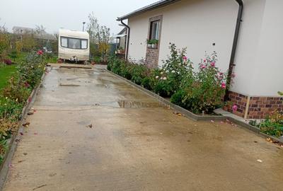 Casă cu 4 camere cu Teren 508 Mp în Tei - 18