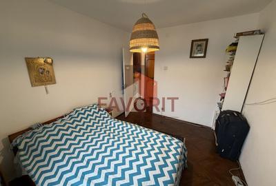 Apartament cu 3 camere decomandat în Steaua - 10