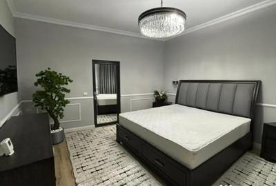 Casă cu 7 camere cu Teren 715 Mp în Central - 8