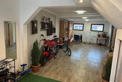 Casă cu 4 camere în Central - 4