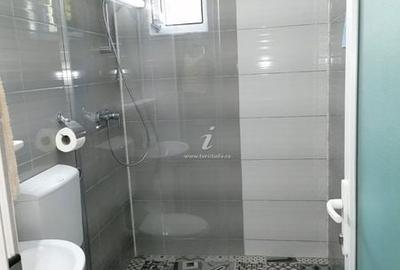 Casă cu 4 camere cu Teren 700 Mp în Central - 2
