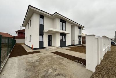 Casă cu 4 camere în Sânmartin - 7