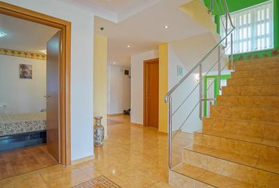 Casă individuală cu 12 camere în Moacșa - 33