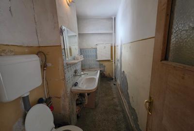 Apartament cu 3 camere decomandat în Giulești - 11