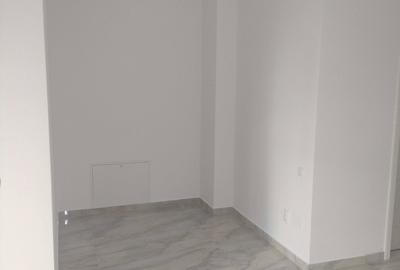 Spațiu comercial, de 37 mp, în Florești - 1