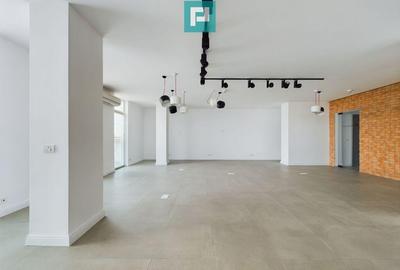 Spa?iul Dvs. de Afaceri de Prestigiu,Birouri PLAZA - 4